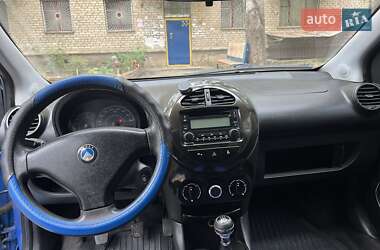 Хэтчбек Geely LC 2012 в 