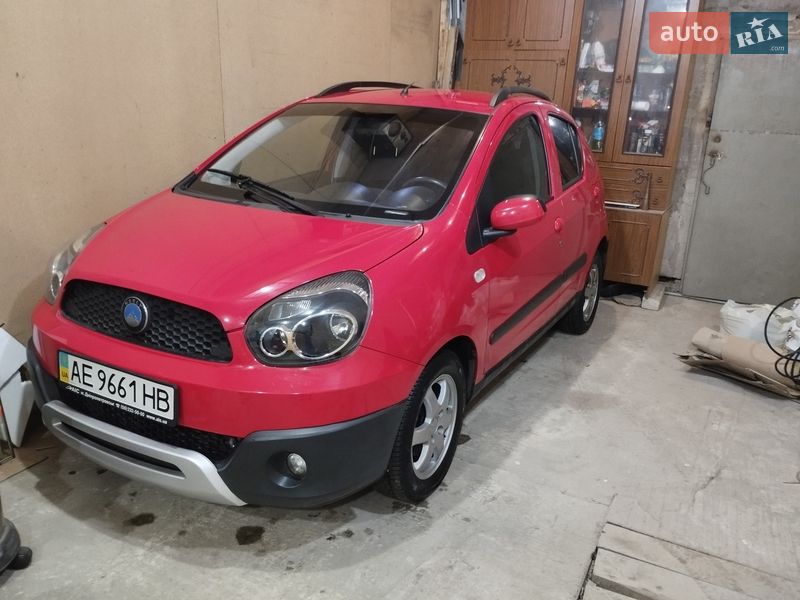 Хэтчбек Geely LC 2012 в Южноукраинске