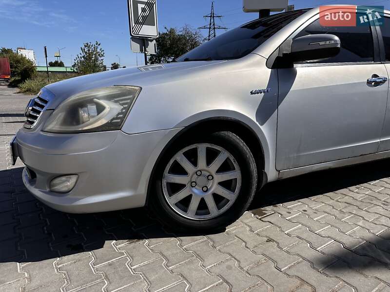 Седан Geely Maple C82 2012 в Александрие