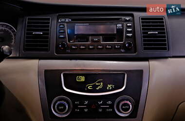 Седан Geely Maple C82 2011 в 