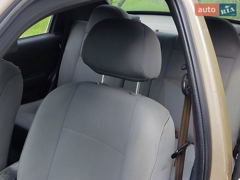Седан Geely Maple C82 2010 в Петриківці
