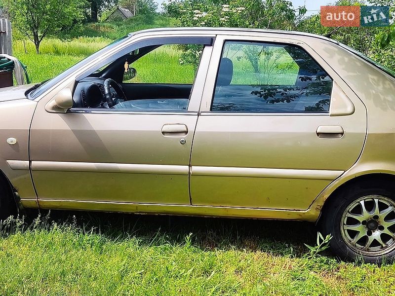 Седан Geely Maple C82 2010 в Петриковке