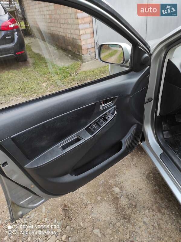 Хэтчбек Geely MK-2 2011 в Черновцах