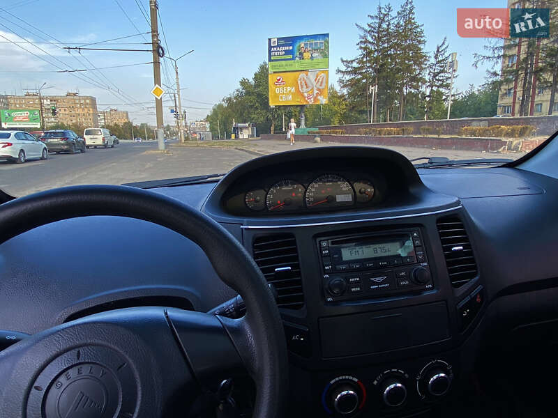 Седан Geely MK-2 2013 в Кривому Розі