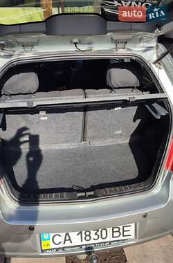 Хэтчбек Geely MK-2 2011 в 