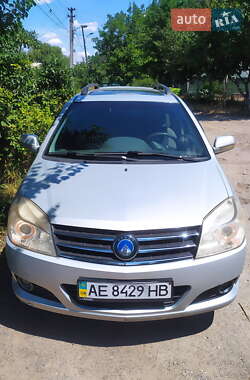 Хэтчбек Geely MK-2 2009 в 