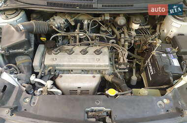Хэтчбек Geely MK-2 2009 в 