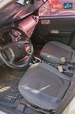 Хэтчбек Geely MK-2 2012 в 