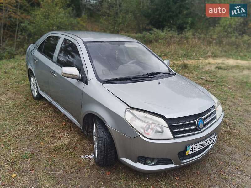 Седан Geely MK-2 2012 в Солотвине