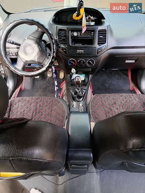 Хэтчбек Geely MK-2 2011 в Баре фото 11 Хэтчбек Geely MK-2 2011 в Баре