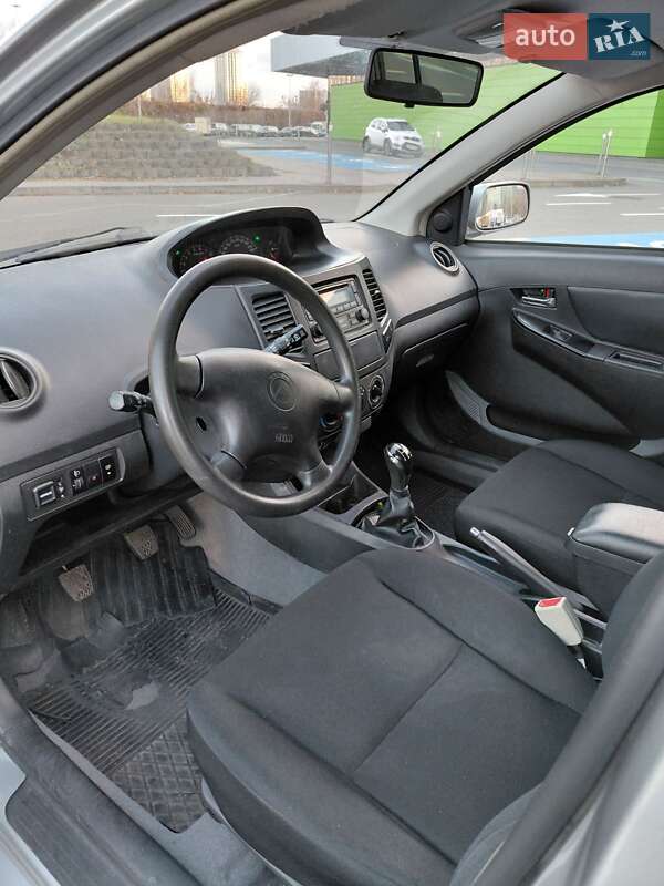 Хэтчбек Geely MK-2 2011 в Киеве