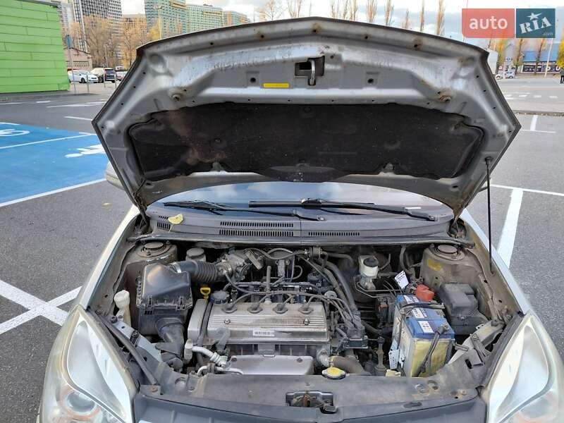 Хэтчбек Geely MK-2 2011 в Киеве