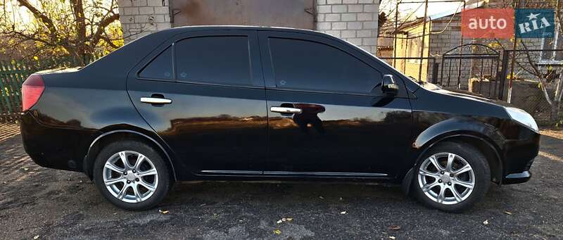 Седан Geely MK-2 2011 в Томаковке