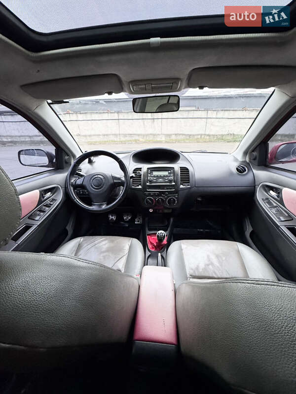 Хэтчбек Geely MK-2 2011 в Киеве