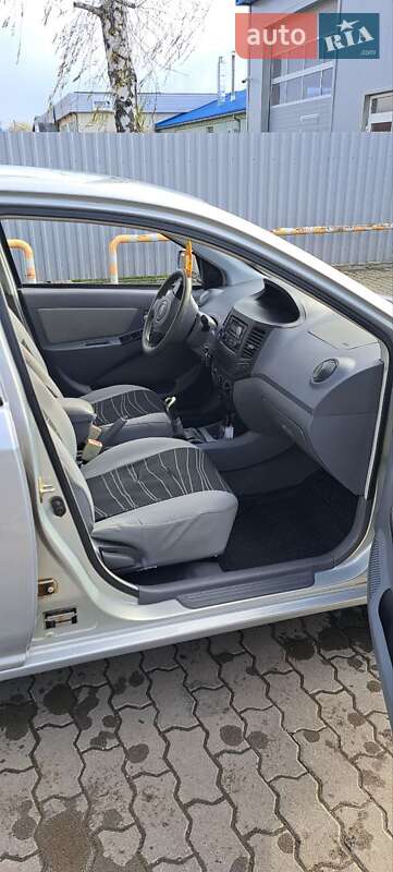 Седан Geely MK-2 2011 в Мукачевому