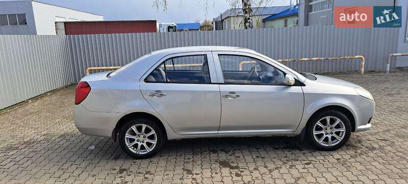 Седан Geely MK-2 2011 в Мукачевому