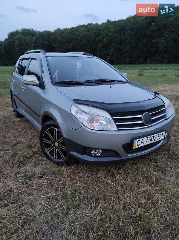 Внедорожник / Кроссовер Geely MK Cross 2013 в Шполе