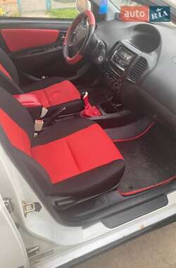Внедорожник / Кроссовер Geely MK Cross 2013 в 