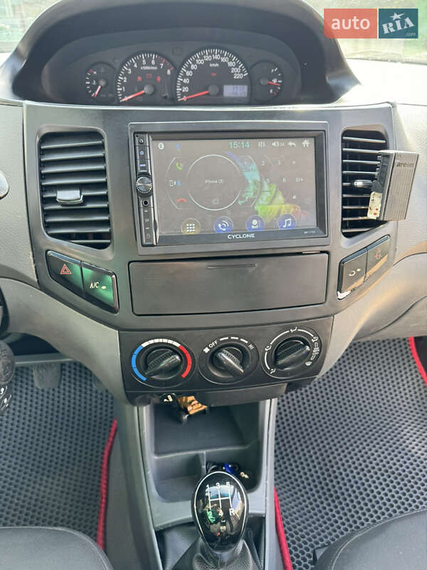 Хэтчбек Geely MK Cross 2010 в Першотравенске фото 5 Хэтчбек Geely MK Cross 2010 в Першотравенске