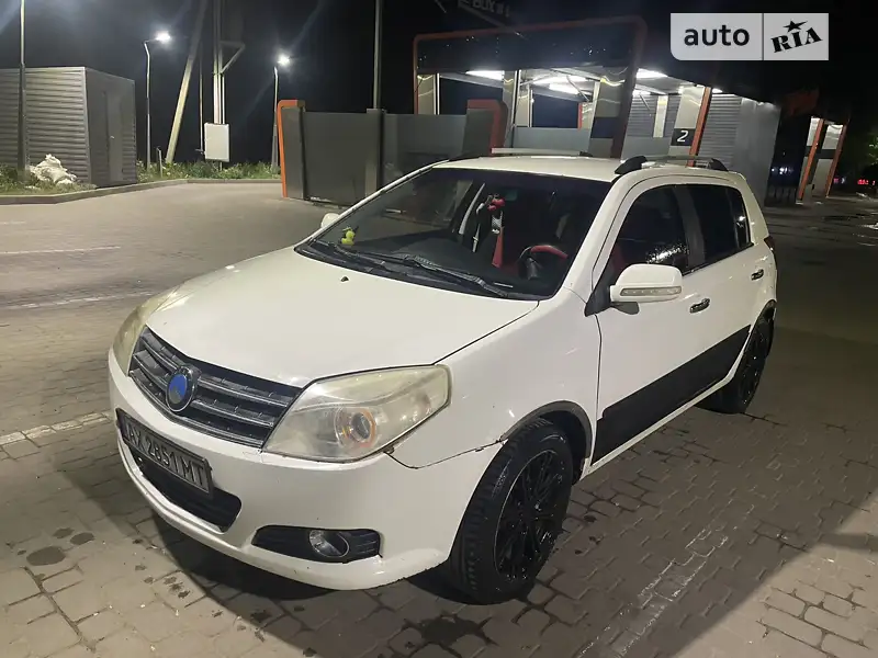 Geely MK Cross 2014