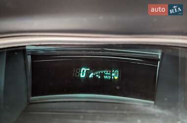 Хэтчбек Geely MK Cross 2012 в 