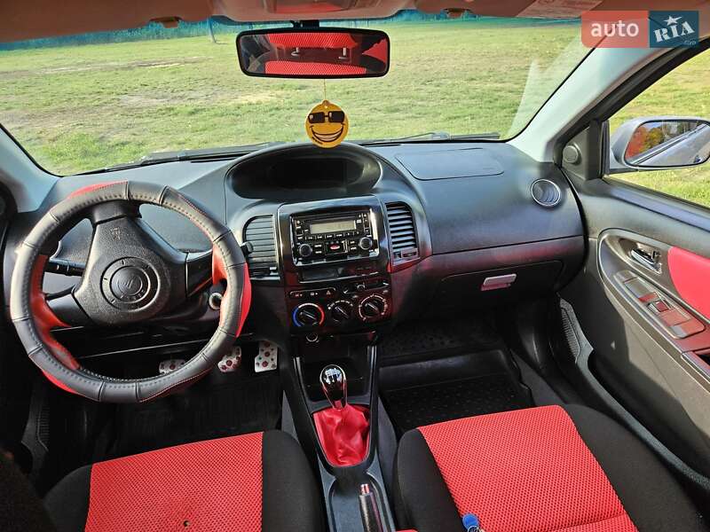 Хэтчбек Geely MK Cross 2013 в Александрие фото 6 Хэтчбек Geely MK Cross 2013 в Александрие