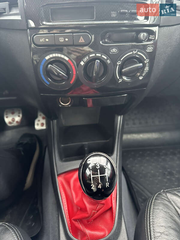 Хэтчбек Geely MK Cross 2013 в Луцке