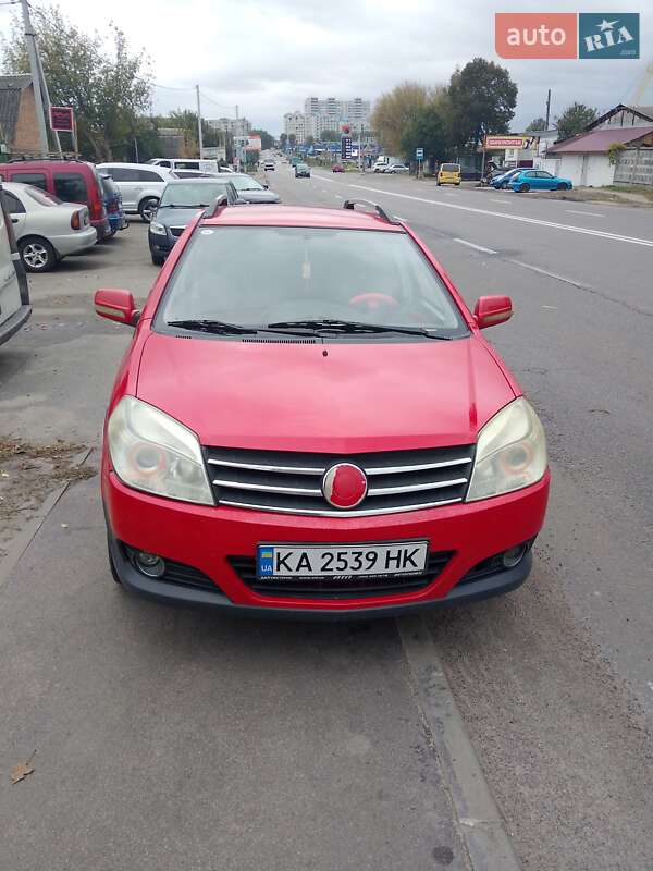 Geely MK Cross 2013