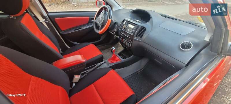 Хэтчбек Geely MK Cross 2012 в Киеве