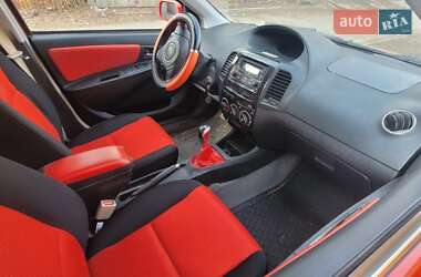 Хетчбек Geely MK Cross 2012 в 