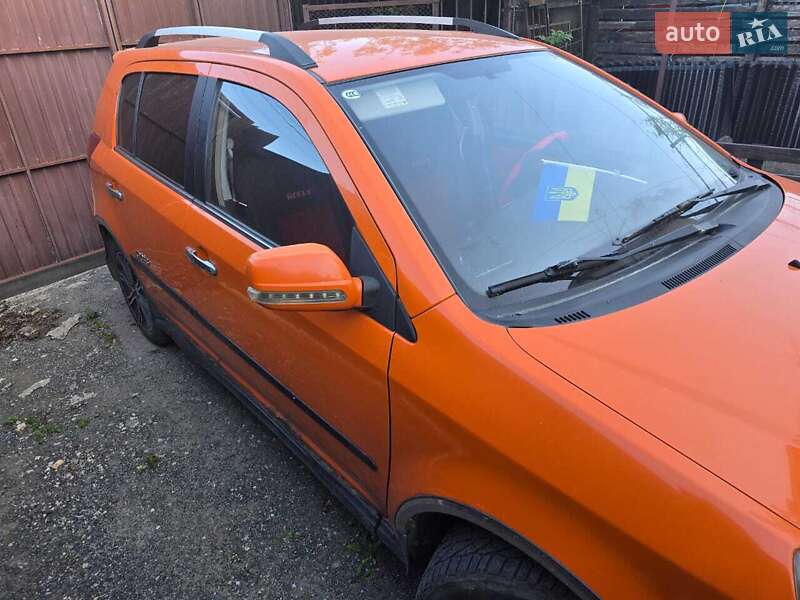 Хэтчбек Geely MK Cross 2013 в Киеве