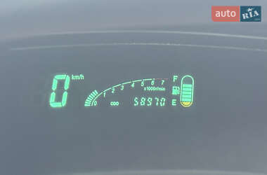 Хэтчбек Geely MK Cross 2012 в 