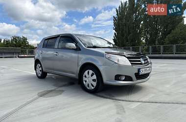 Хэтчбек Geely MK Cross 2011 в 
