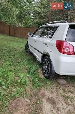 Хетчбек Geely MK Cross 2014 в 