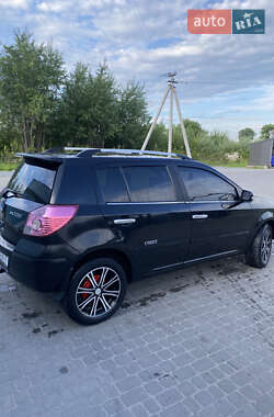 Хэтчбек Geely MK Cross 2013 в 