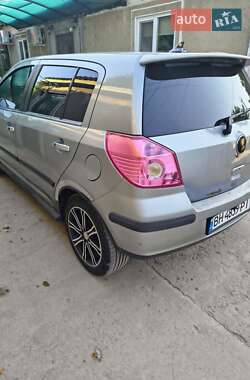 Хэтчбек Geely MK Cross 2012 в 