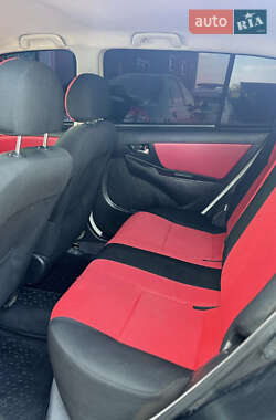 Хэтчбек Geely MK Cross 2012 в 
