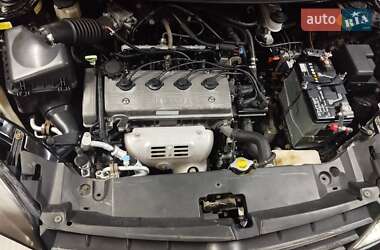 Хэтчбек Geely MK Cross 2012 в 