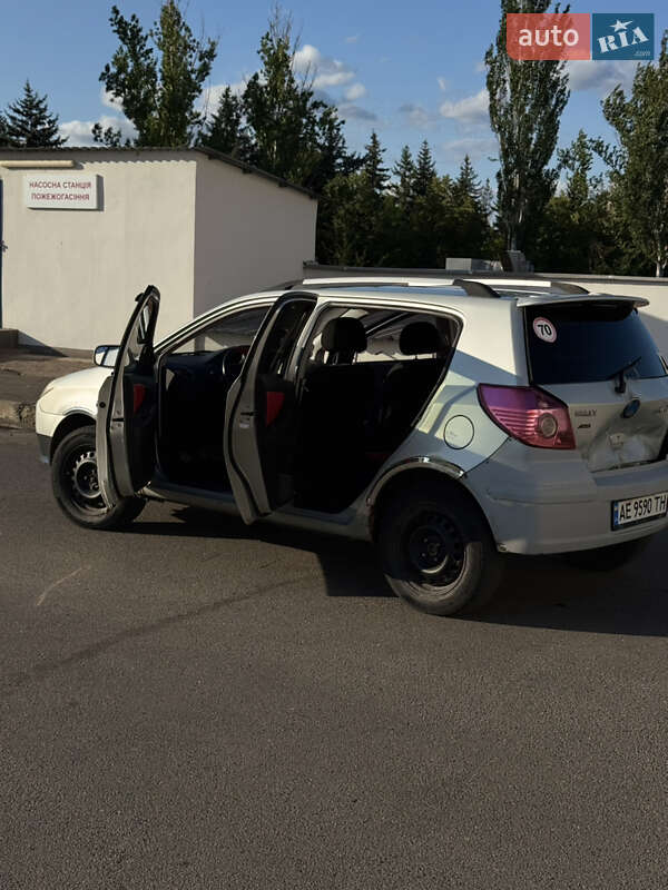 Хэтчбек Geely MK Cross 2013 в Кривом Роге