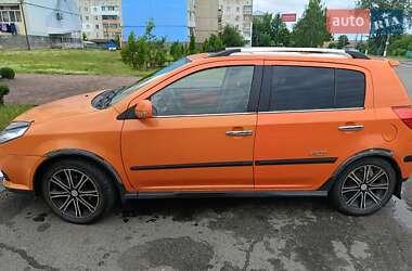 Хетчбек Geely MK Cross 2012 в 