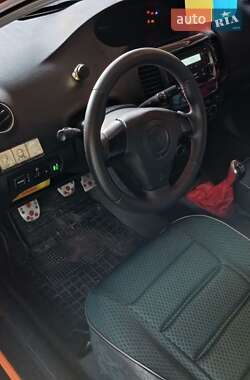 Хетчбек Geely MK Cross 2012 в 