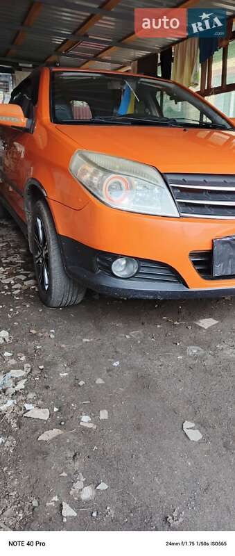 Хэтчбек Geely MK Cross 2012 в Казатине