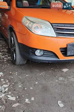 Хетчбек Geely MK Cross 2012 в 