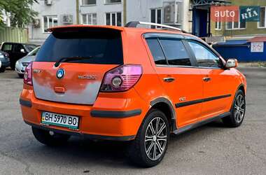 Хетчбек Geely MK Cross 2012 в 