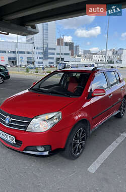 Хэтчбек Geely MK Cross 2013 в 