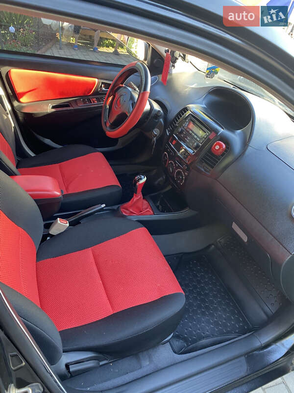 Хэтчбек Geely MK Cross 2013 в Львове