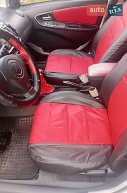 Хэтчбек Geely MK Cross 2012 в 