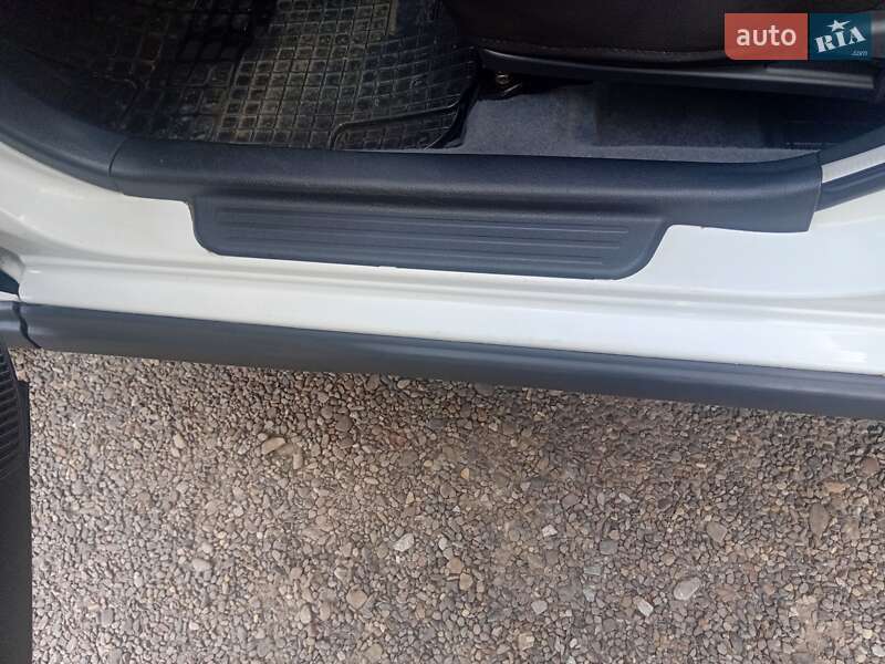 Хэтчбек Geely MK Cross 2012 в Черновцах