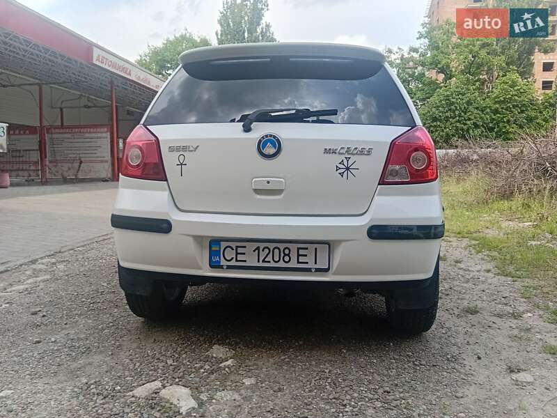 Хэтчбек Geely MK Cross 2012 в Черновцах