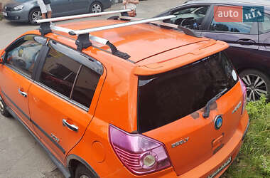 Хэтчбек Geely MK Cross 2013 в 